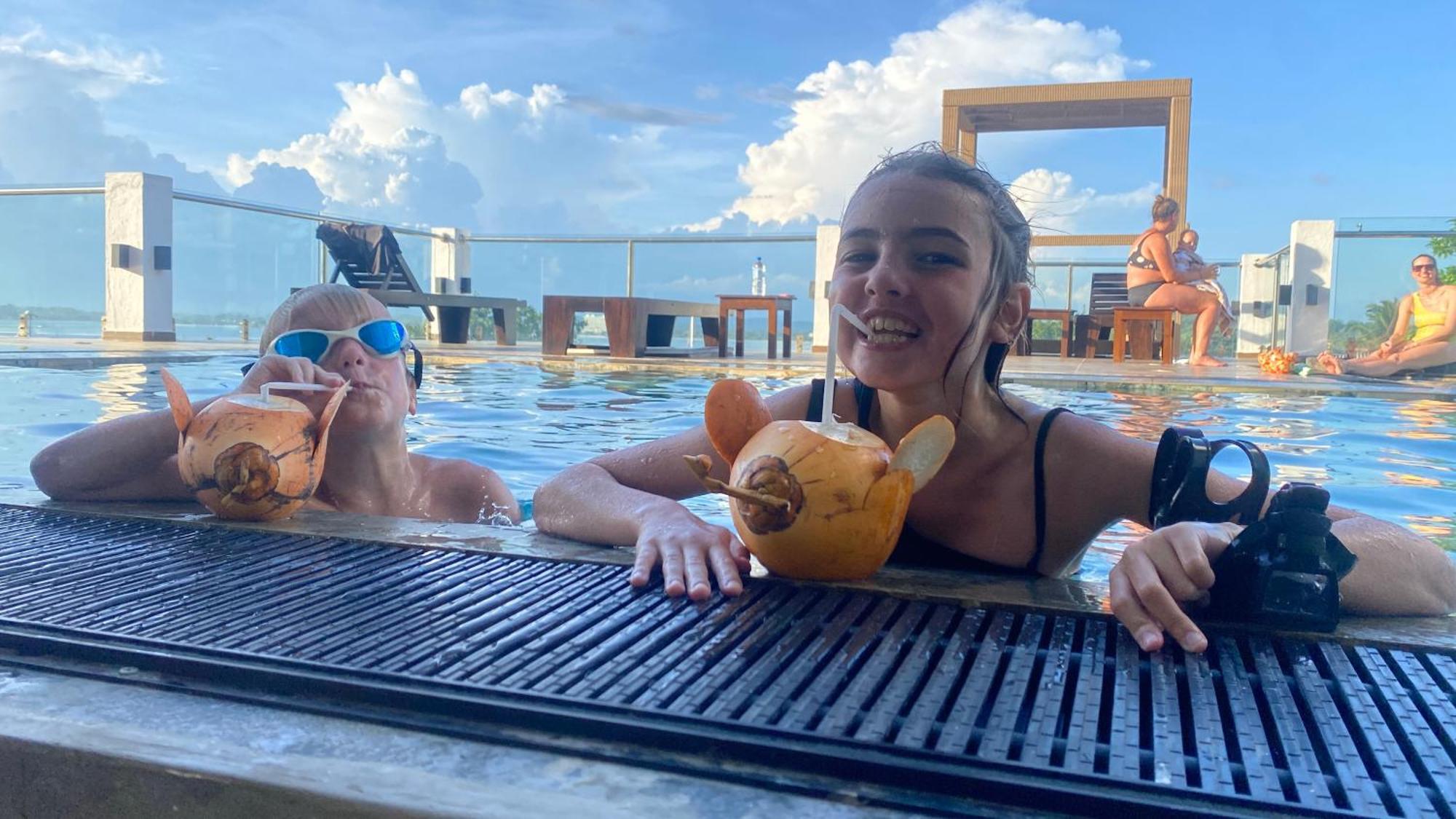 Emerald Bay Resort Mirissa Kültér fotó